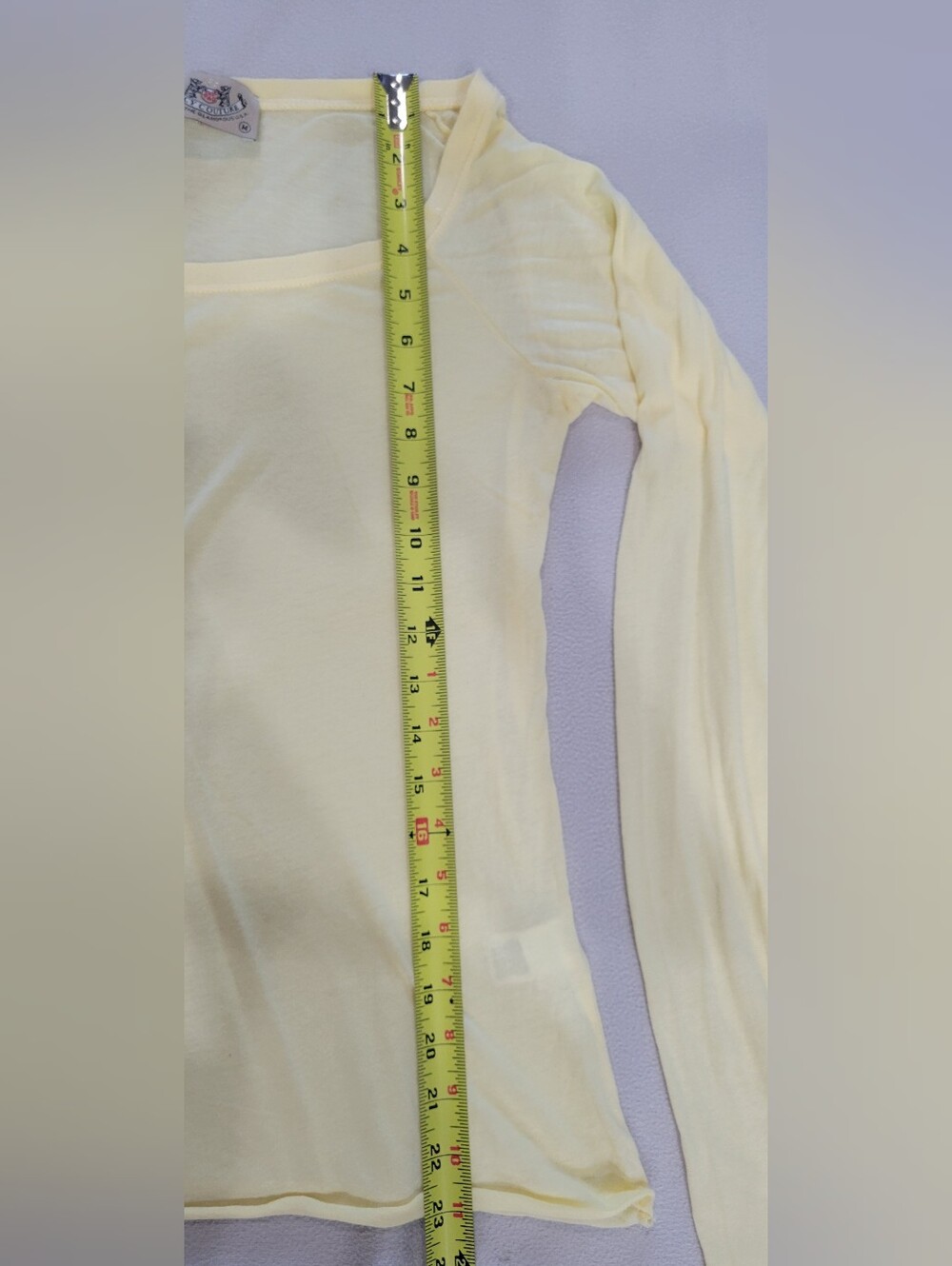 Vintage Juicy Couture Light Yellow Women’s Scoop Neck Long Sleeve Top - Picture 6 of 6